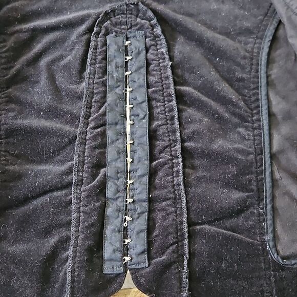 Luii Women's Black Velvet Corset Back Jacket Size Medium - Picture 12 of 13